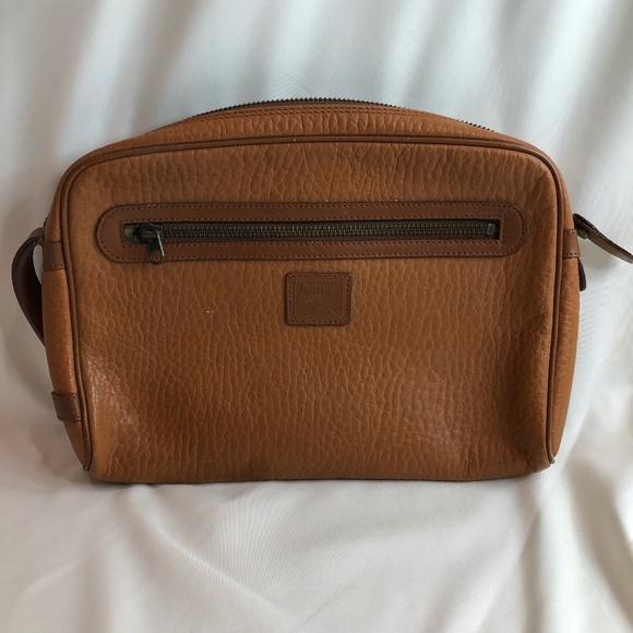 Burberry Brown Leather Clutch Bag Sku#83899 - Picture 1 of 10